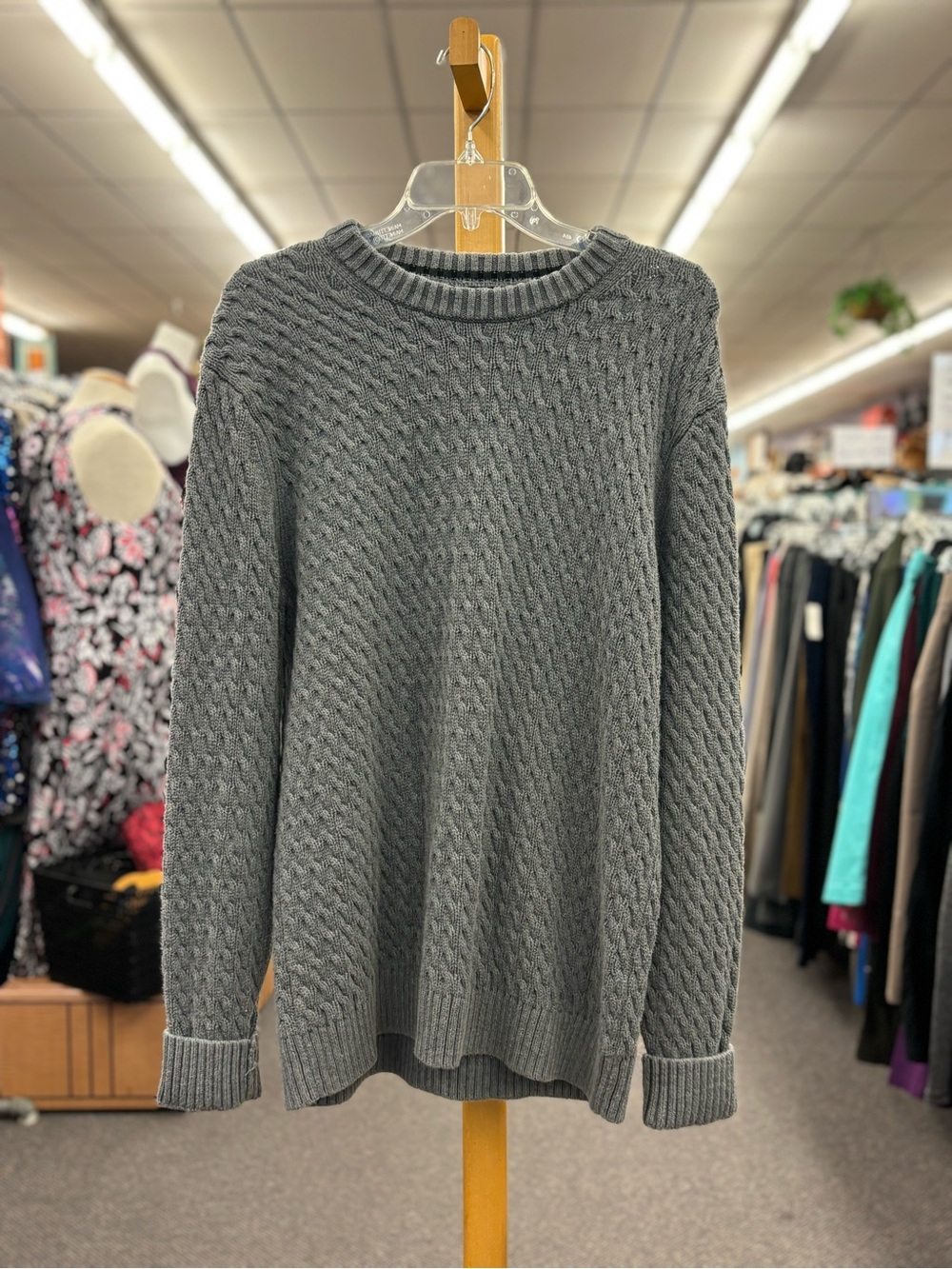 🛍️Banana Republic Men's Charcoal Gray Cable Crewneck Sweater